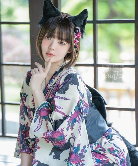 Ying Tze beautiful actress pics