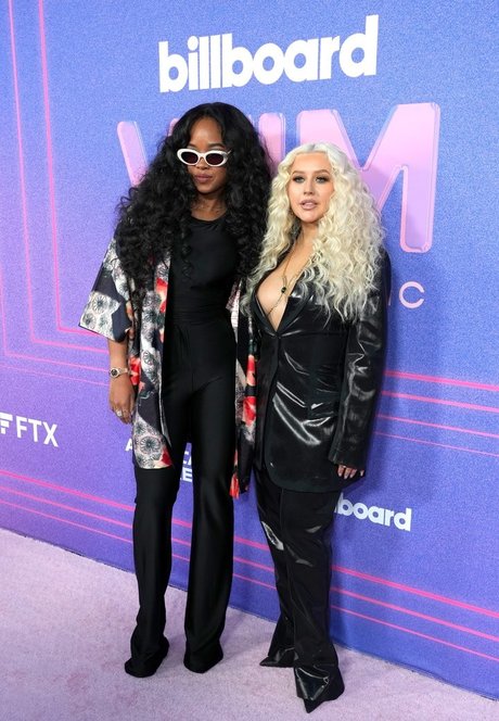 Christina Aguilera pornstar sexy archive