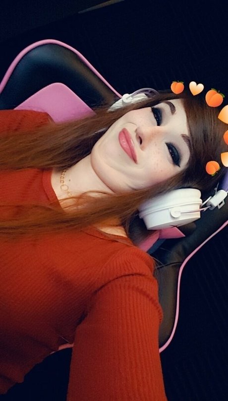 aullora model xxx pic