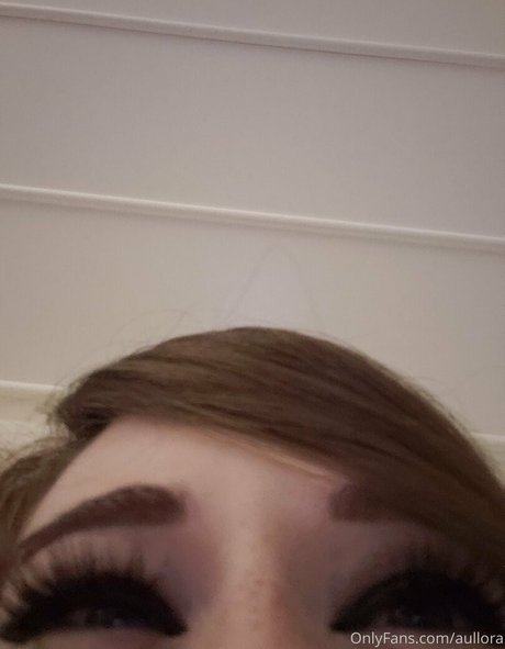 aullora model sex gallery