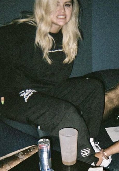 Selena Gomez star beautiful photos