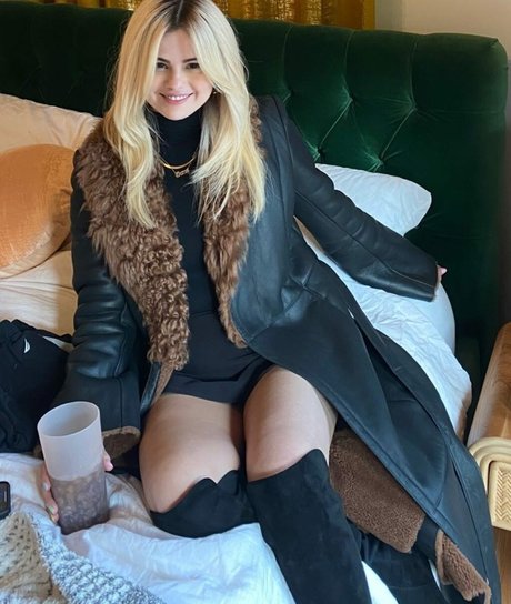 nylon feet onlyfans free nude gallery