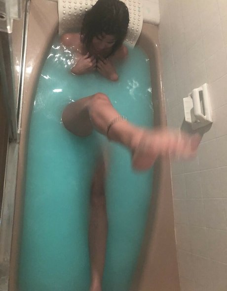 fitness influencer onlyfans erotic pictures