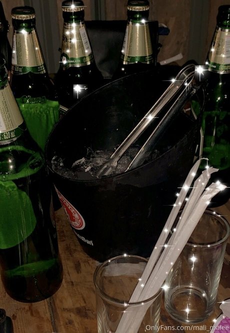 mali malee top model picture