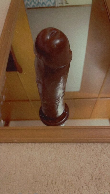 xxxxxxbr1t pornographic model photo