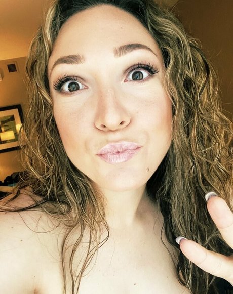 lilylabeau high quality pornstar picture