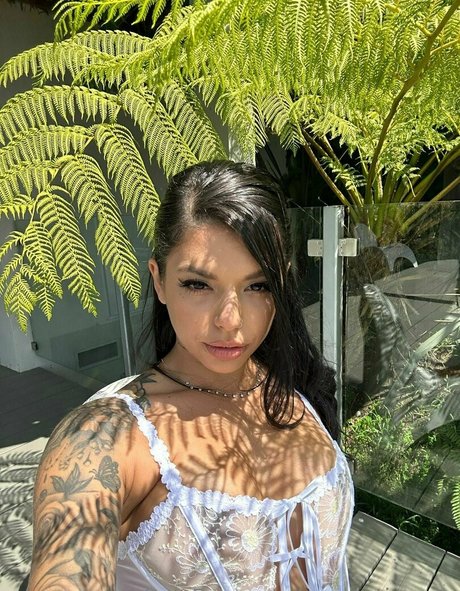 gvalentinaxxx nudes pornstar galleries