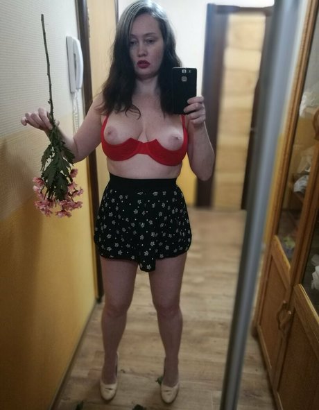 ETSY model erotic photo