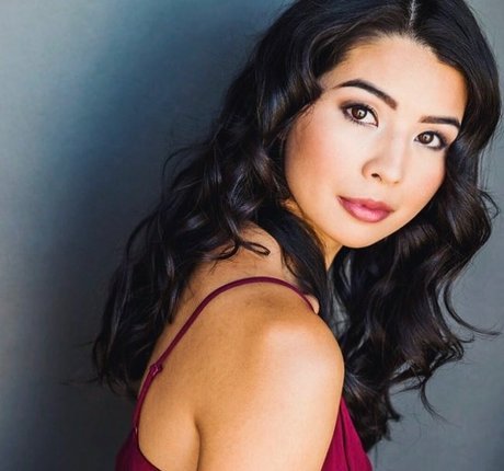 CarolineKwan sex actress galleries