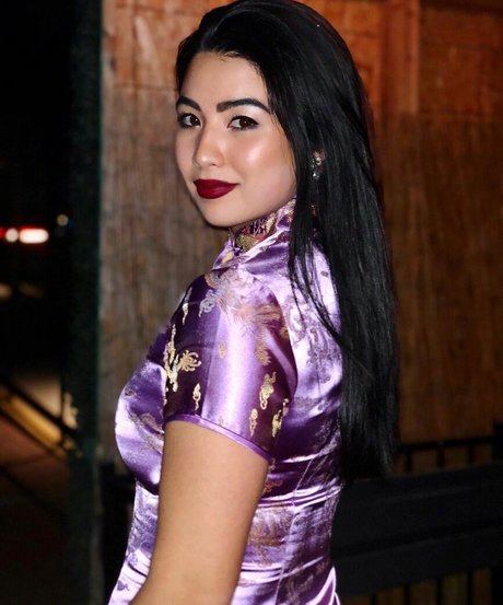 CarolineKwan sex star image