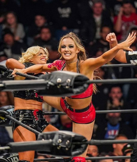 Anna Jay pornstar sexy photos