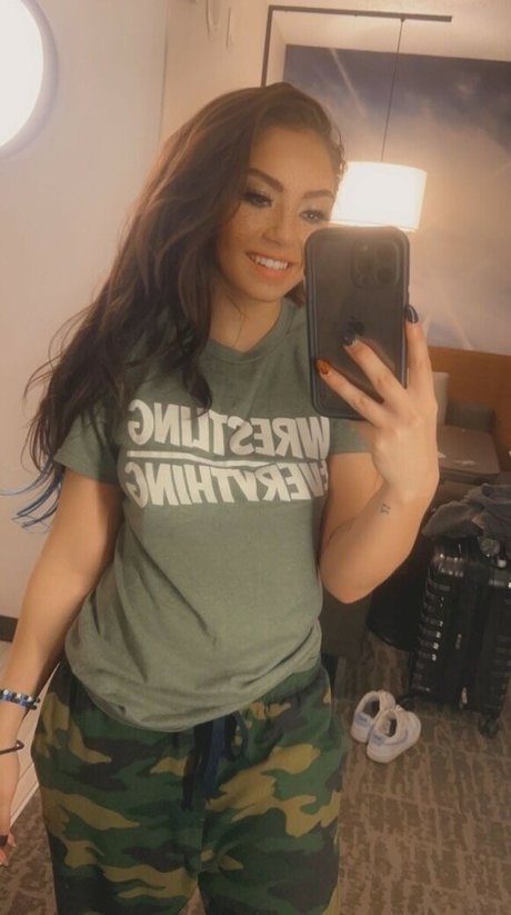 Skye Dolecki star top images