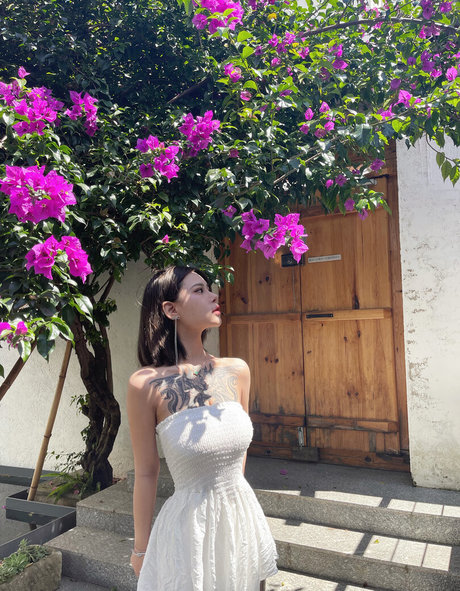 Deer white pretty pornstar picture