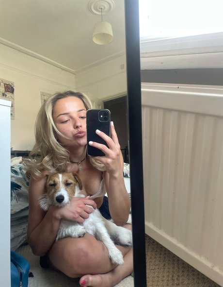 Ailish Morrison art star pictures