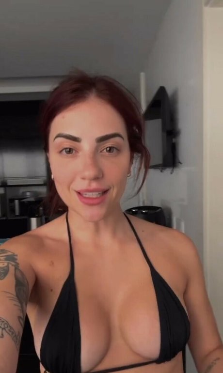 Karol Queiroz pornographic actress photo