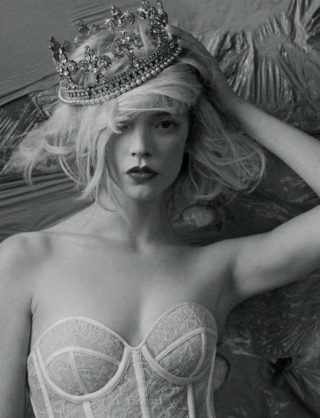 Anya Taylor Joy pretty actress galleries