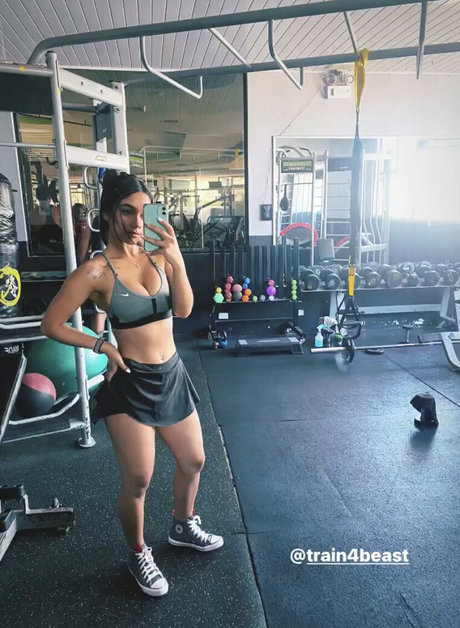 Gabi Conejo model beautiful image