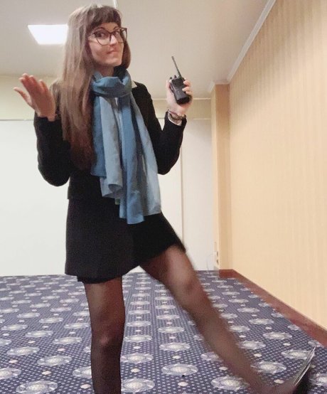 Aril s Chest pretty star pics