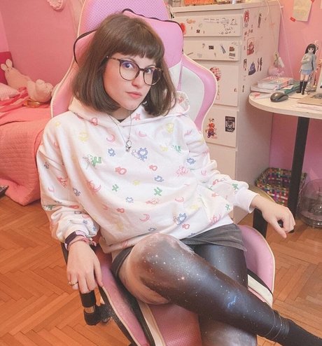 Aril s Chest pornstar naked photos