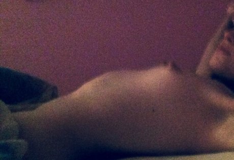 Aril s Chest model nude archive