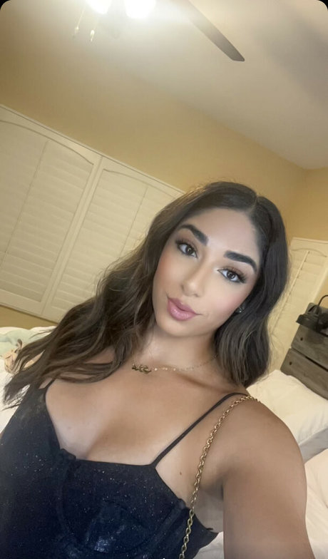 Mary Noura pornstar erotic pics