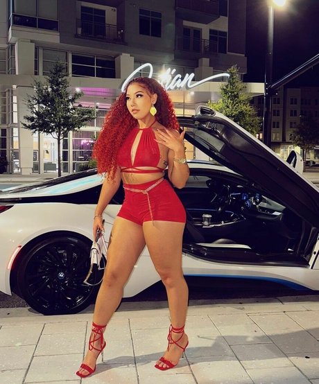 Kiah Dream pornographic star galleries