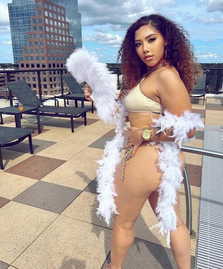 Kiah Dream pornstar sex pic