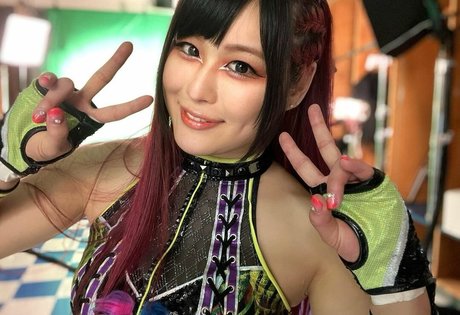 Iyo Sky naked star galleries