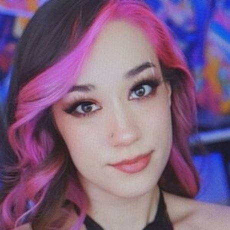 QueenTofu hot model pic