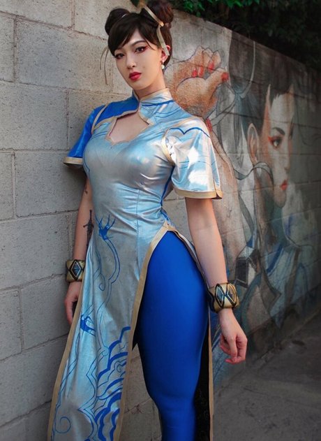 Caytie Cosplay star sexy images