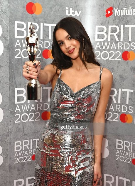 Olivia Rodrigo Profile pic