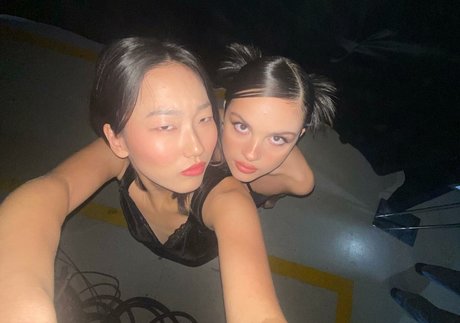 Olivia Rodrigo star pretty pics