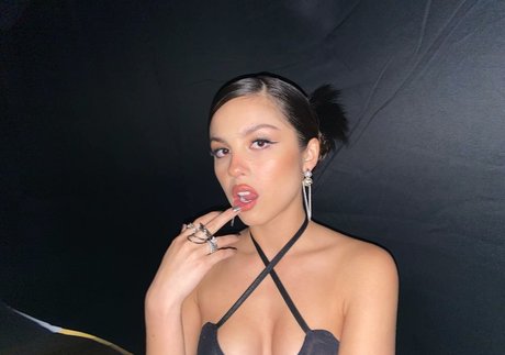 Olivia Rodrigo sexy actress photos