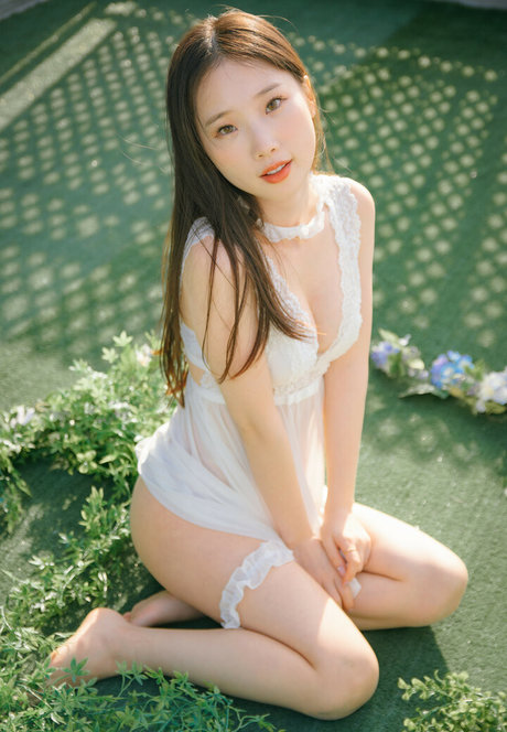 Pureding perfect actress image