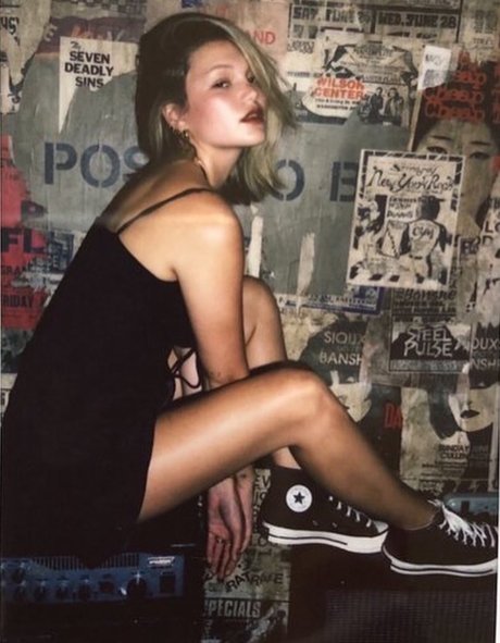 Olivia Holt star perfect picture