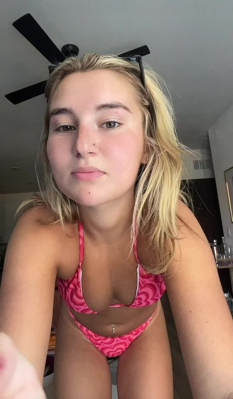Alexa Meyer pornstar beautiful img