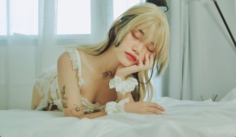 Sab Sangria porn actress picture