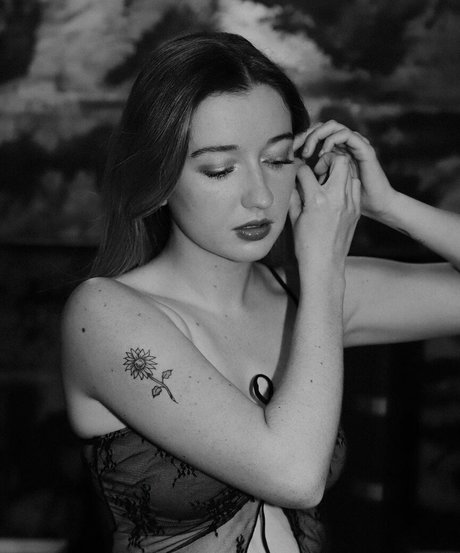 Stacey Ryan model erotic images