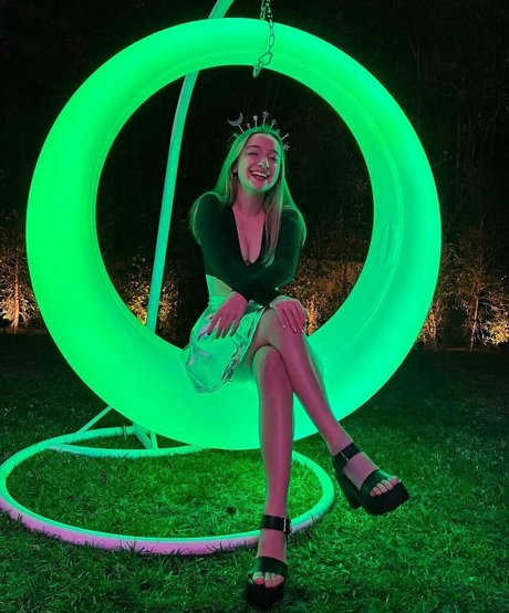 Stacey Ryan sexy pornstar pics