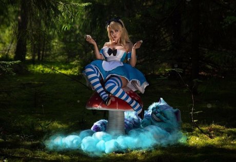 Kalinka Fox model nude pics