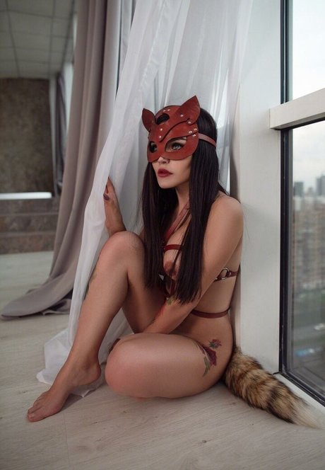 Kalinka Fox beautiful actress photos