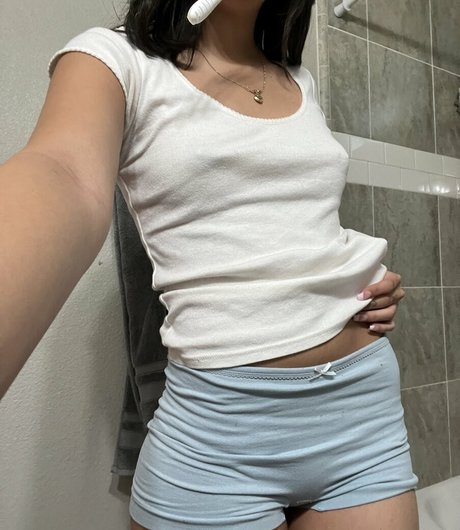 Erotiicaaa naked model pictures