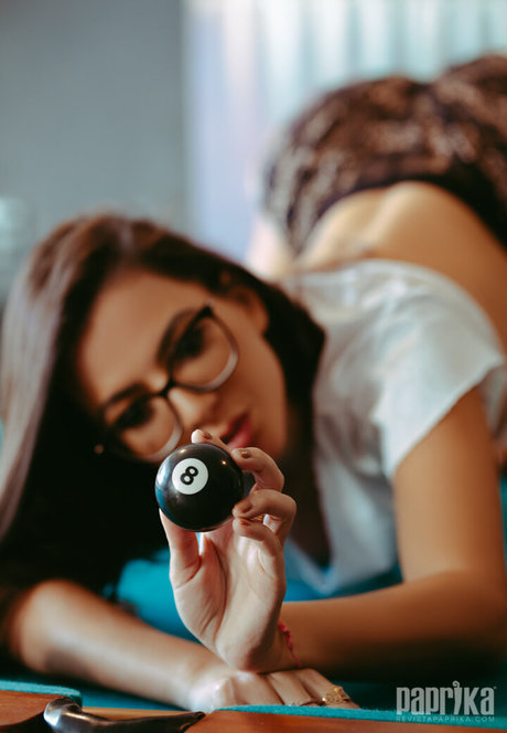 Alyne Lary pornstar top pictures