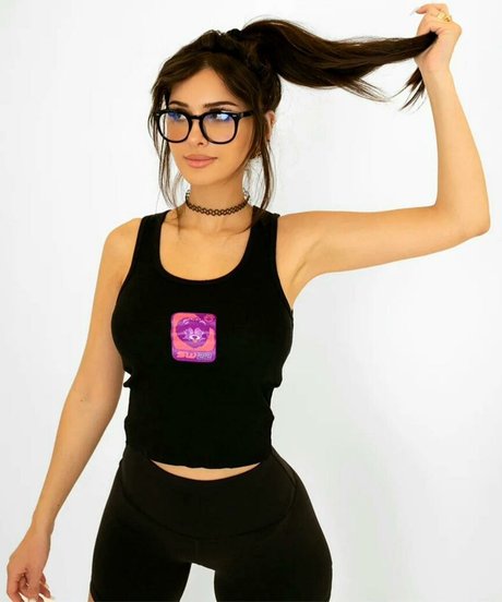 Sssniperwolf top actress images