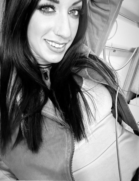 Jacy Jayne star perfect image