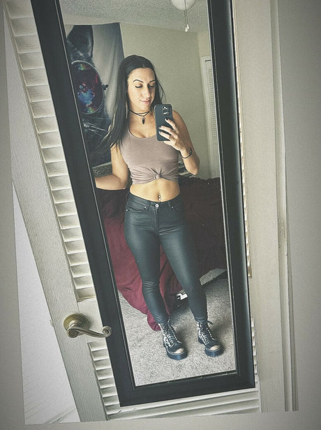 Jacy Jayne exclusive star pictures