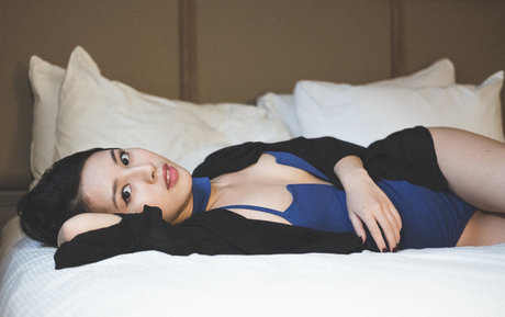 onesweetbee beautiful model photo