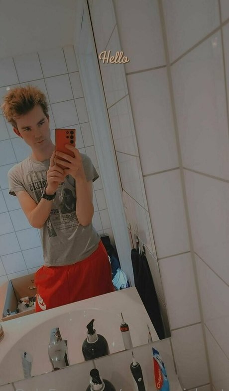 summerisbest star naked pictures