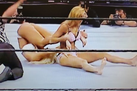 Torrie Wilson model hd gallery