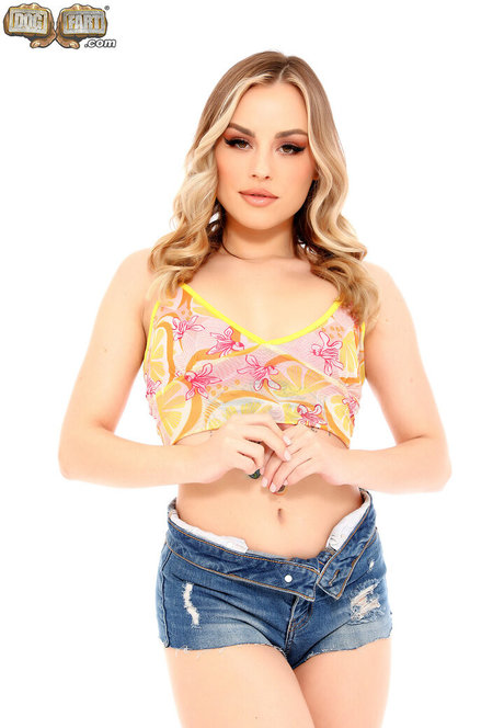 Anna Claire Clouds pornstar xxx pictures